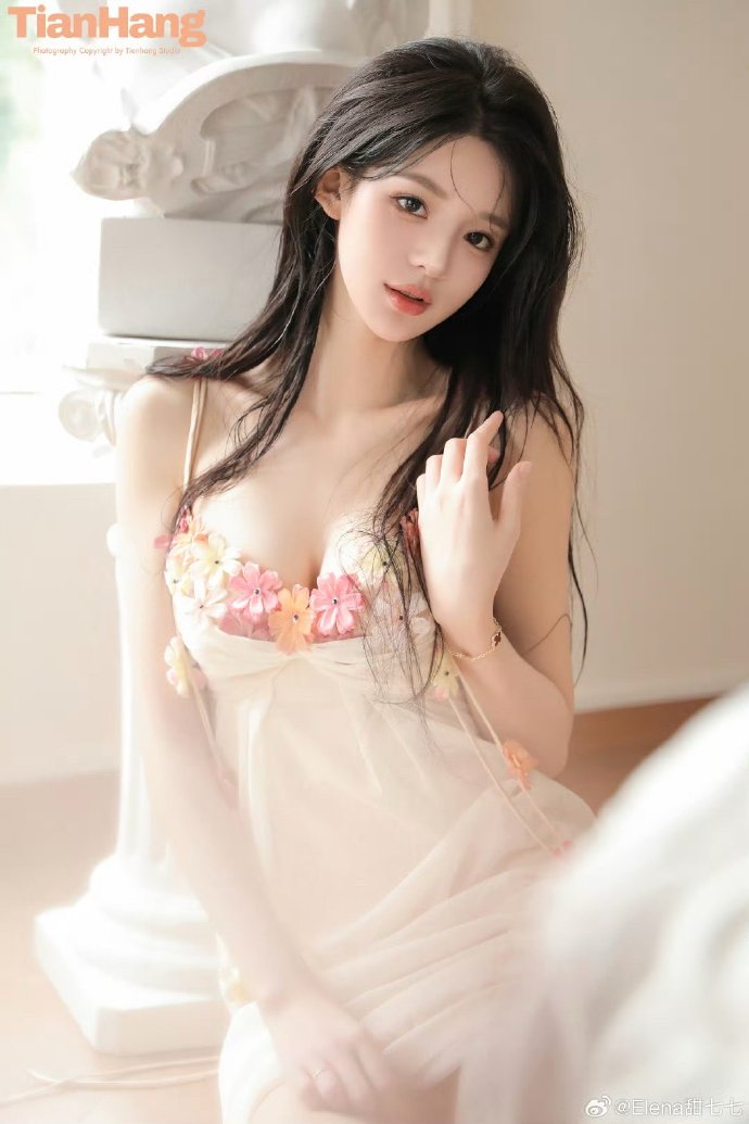 赛博朋克：边缘行者 封面