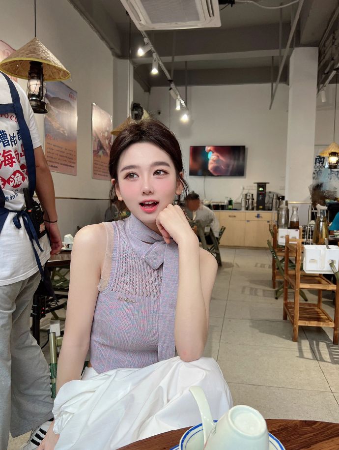 《这一秒过火》受热捧：青年视角下的浪漫叙事解析