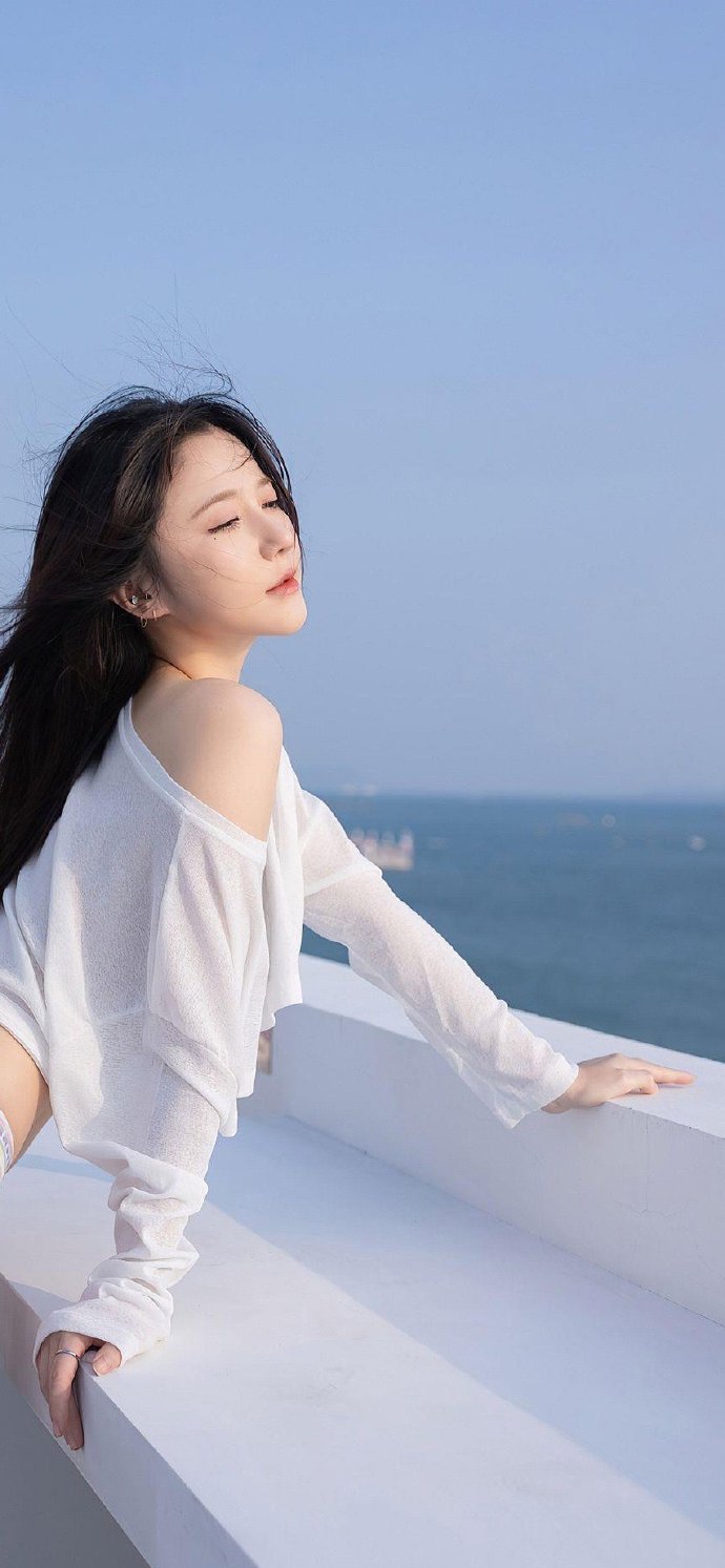 消失的她
